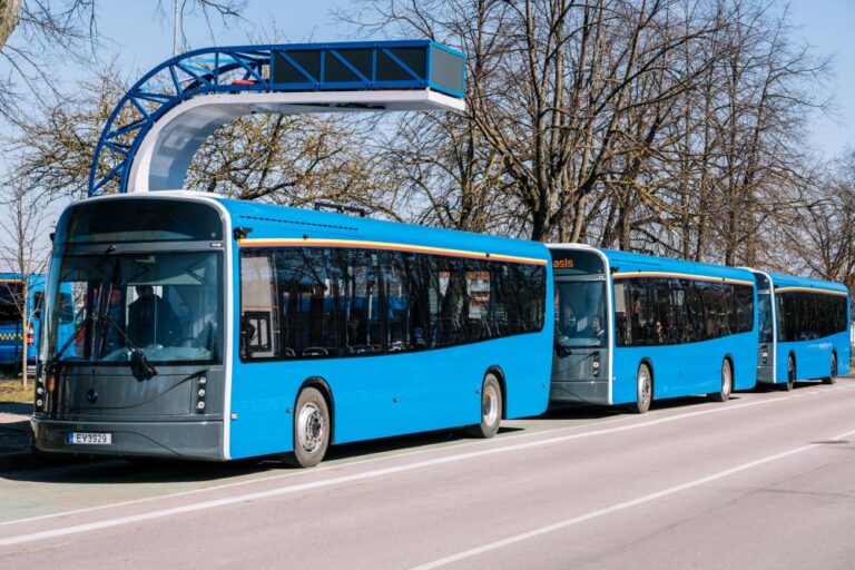 Fully electric, Lithuanian ‘Dancer’ bus debuts at Busworld 2023 ...